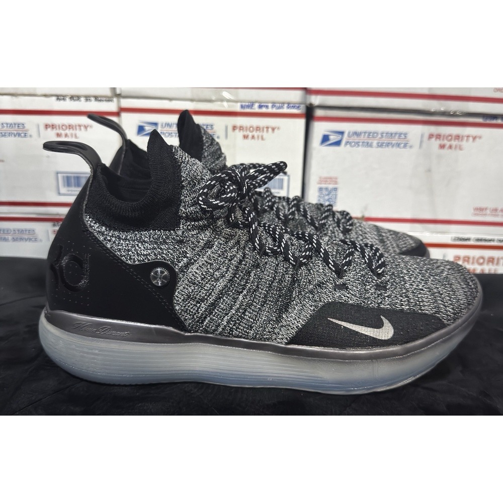 Size 10.5 - Nike Zoom KD 11 Still KD